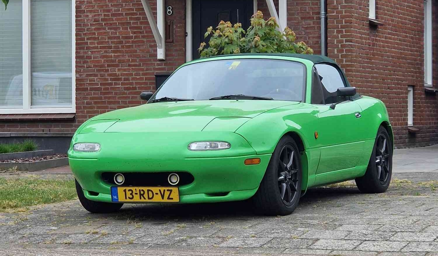 A Green Mazda MX5