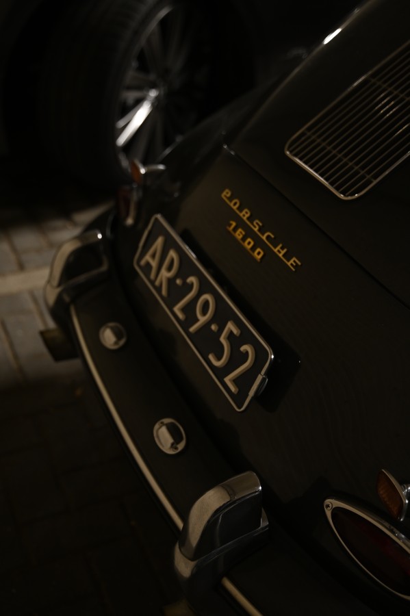 Porsche 1600 Badge Detail