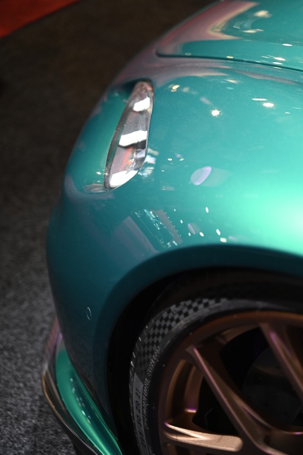 Teal Fender and Bronze Wheel