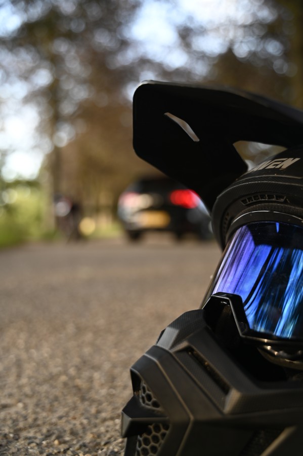 Motor Helmed Focused