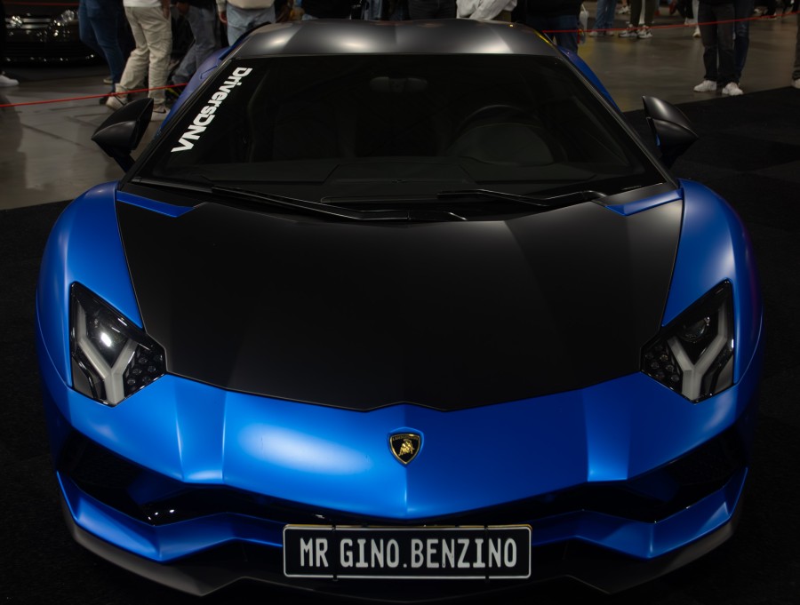 Matte Blue Aventador Front
