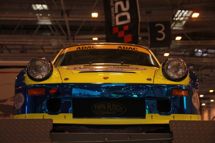Shiny Porsche 911 Carrera RSR