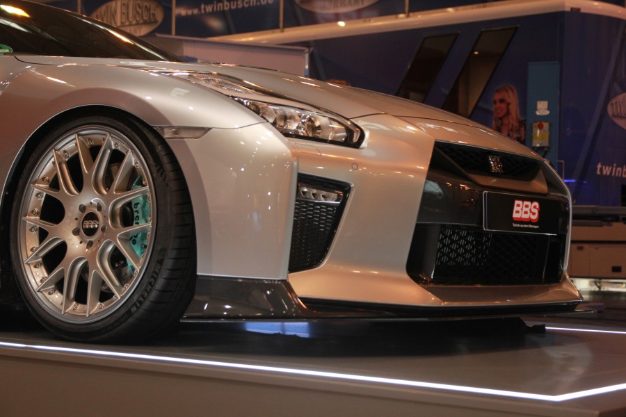 Front Fender and Wheel